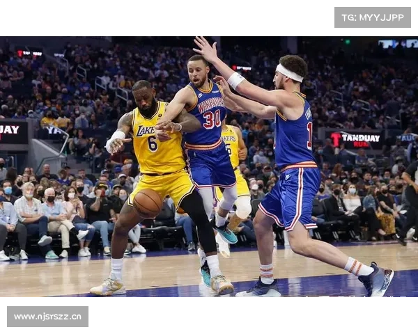 10:30视频直播NBA常规赛-洛杉矶湖人VS达拉斯小牛 10:30视频直播NBA常规赛-洛杉矶湖人VS达拉斯小牛