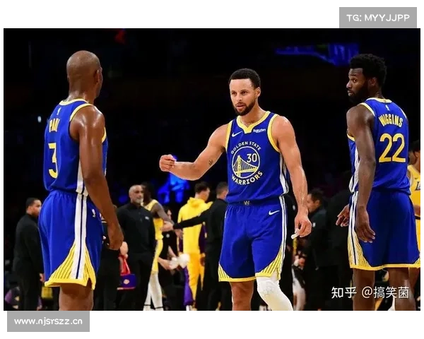 NBA季前赛 场外更热闹 NBA季前赛 场外更热闹